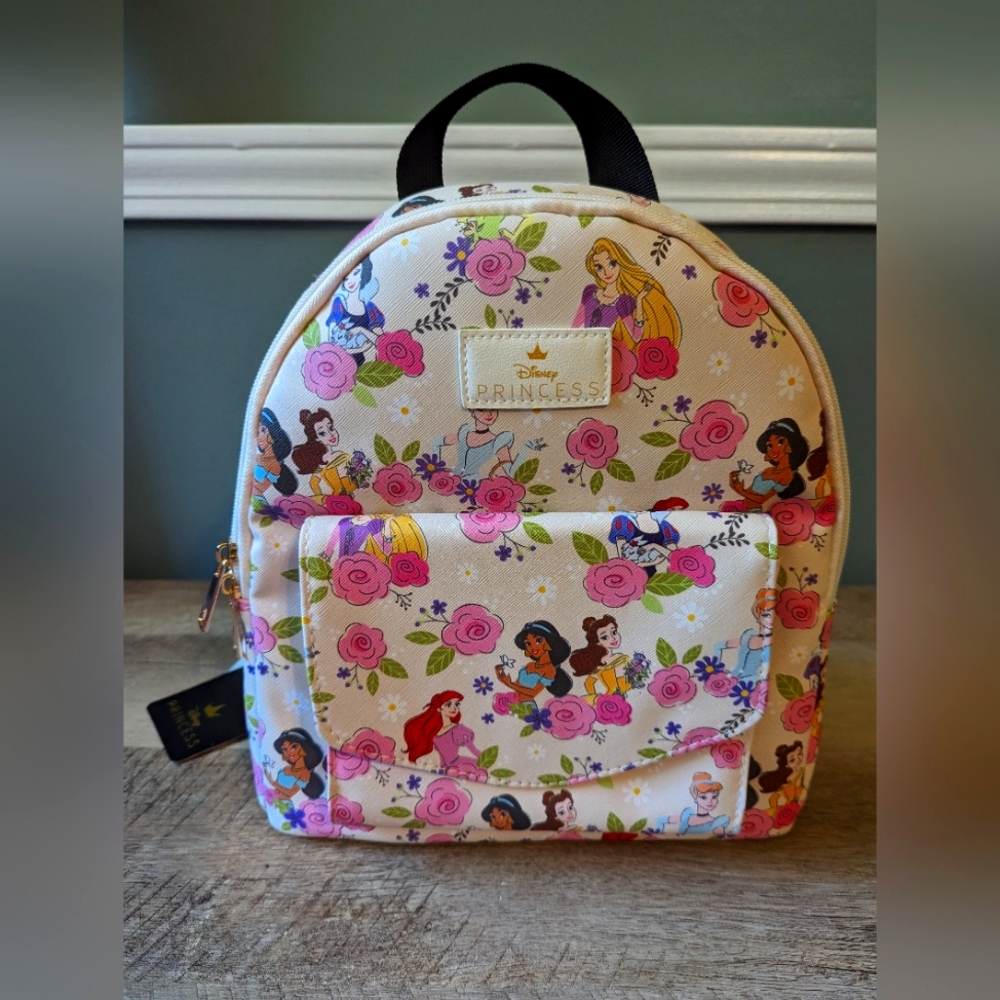 NEW Disney Bioworld Floral Princesses Mini Backpack Pink/Multi.